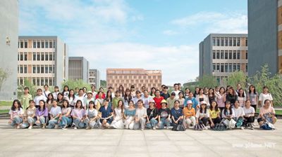 初见登录入口|各班主任带2019级新生参观校园