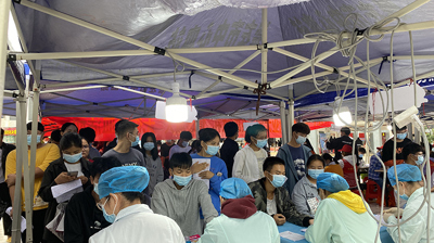 热血献礼，情暖登录入口                          ——我校联合崇左中心血站献血活动