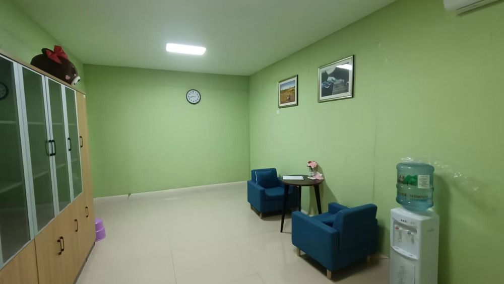 大学生心理健康工作委员会（八区旁）办公室活动场地（4）